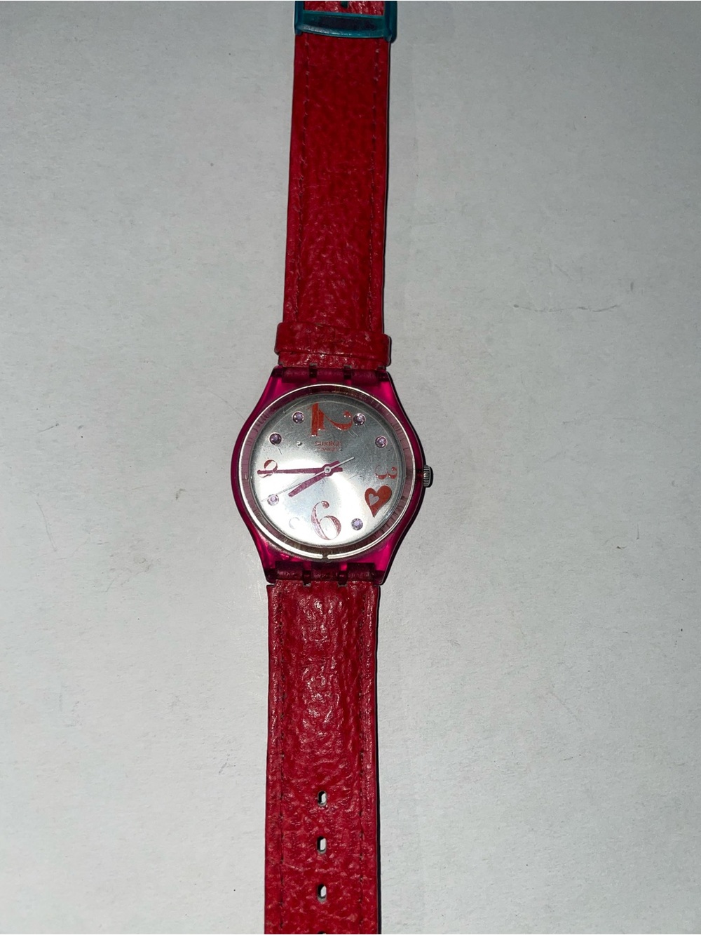 Used Swatch Watch LOVING TWISTER HEARTS GV120 Valentine's Day 2009